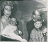 1964-Press-Photo-Royalty-Queen-Elizabeth-England-Prince.jpg