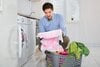 ropa-destenida-lavadora-hombre.jpg