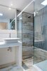 decoracao-banheiro-simples-revestimento-imitando-madeira-e-com-pastilas-brunosgrillo-88499-pro...jpg