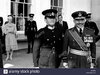 el-rey-hussein-de-jordania-1981-sandhurst-inglaterra-con-el-principe-heredero-abdullah-a5k2fa.jpg