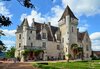 32585256-chateau-des-milandes-es-un-buen-ejemplo-de-arquitectura-renacentista-y-neogótico-se-t...jpg