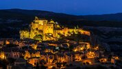 Spain_Houses_Fortress_Alquezar_Aragon_Night_Street_535082_2560x1440.jpg