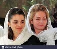 la-reina-noor-nacida-en-estados-unidos-esposa-del-difunto-rey-hussein-r-de-jordania-y-la-espos...jpg