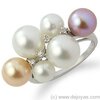 bello-anillo-coctel-de-perlas-rosadas-y-brillantes-c24742745.jpg