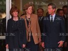 Diana\'s Sisters Lady Sarah And Lady Jane Leave The Salpetriere Hospital In Paris. 31 Aug 1997.jpg