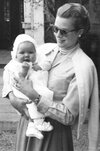 Princess Grace posing with her first daughter Caroline. Monaco, June 26, 1957..jpg