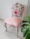 silla descalzadora vintage  terciopelo y flores (2).jpg