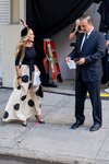 sarah-jessica-parker-and-chris-noth-are-seen-filming-and-news-photo-1627927266.jpg