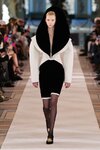 00003-Schiaparelli-Couture-Spring-22-credit-Gorunway.jpg