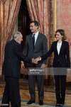 king-felipe-vi-of-spain-and-queen-letizia-of-spain-attend-meeting-picture-id501305608.jpg