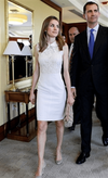 Letizia vestido blanco encaje Harvard.png