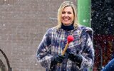 queen-maxima-natan-coat-trousers-3.jpg