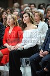 Queen-Letizia-of-Spain,-Ana-Pastor-2017-El-Barco-de-Va.jpg