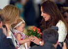 Kate-smiled-she-got-flowers-from-toddler-Sydney-Royal.jpg