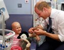 prince-william-visits-young-cancer-patient-during-royal-marsden-hospital-visit-01.jpg