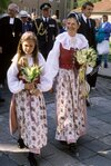 queen-silvia-and-crown-princess-victoria-in-costumes-GD13DP.jpg